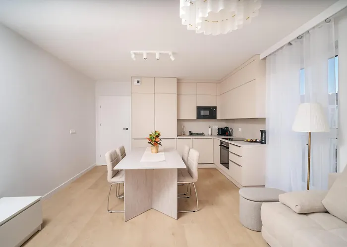 Beige Harmony For Family & Business Βρότσλαβ