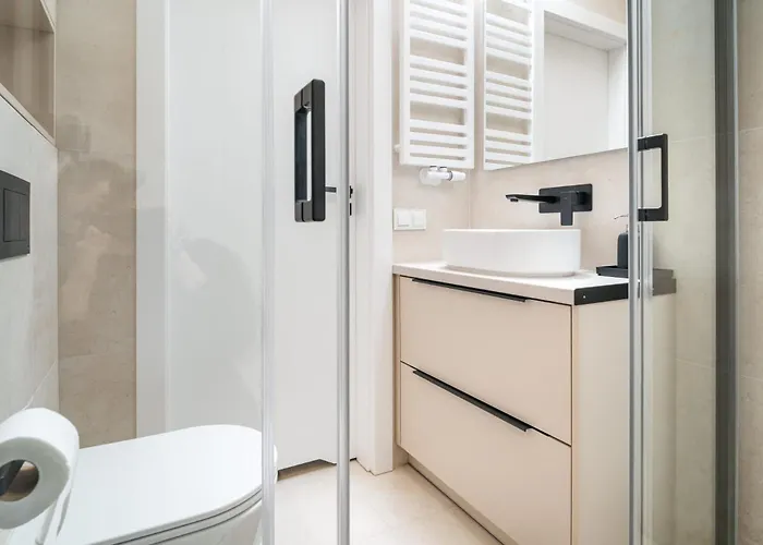 Beige Harmony For Family & Business * Βρότσλαβ