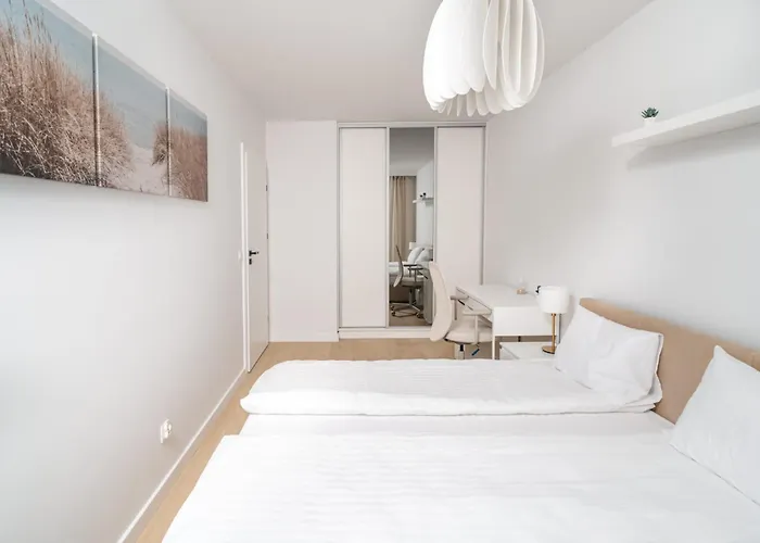 Beige Harmony For Family & Business Βρότσλαβ