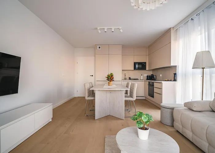 Beige Harmony For Family & Business Βρότσλαβ