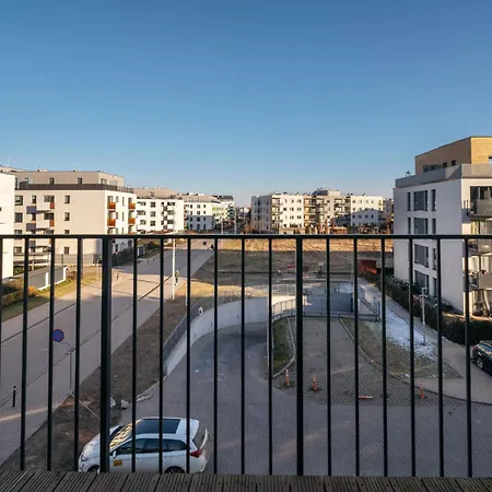 Beige Harmony For Family & Business With Parking And Ac By Uniquerent شقة *