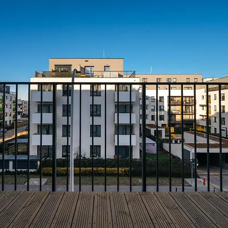 شقة Beige Harmony For Family & Business With Parking And Ac By Uniquerent *