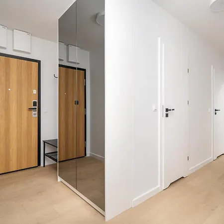 شقة Beige Harmony For Family & Business With Parking And Ac By Uniquerent *