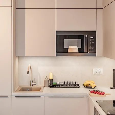 Apartment Beige Harmony For Family & Business With Parking And Ac By Uniquerent *