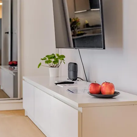 Apartment Beige Harmony For Family & Business With Parking And Ac By Uniquerent