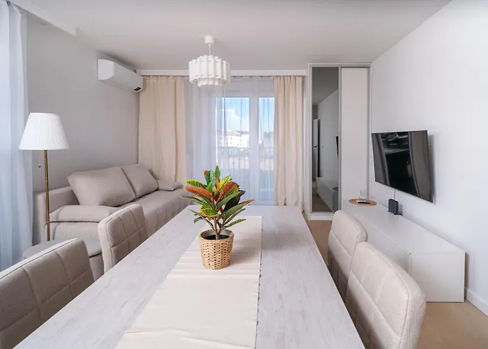 Beige Harmony For Family & Business Apartman *